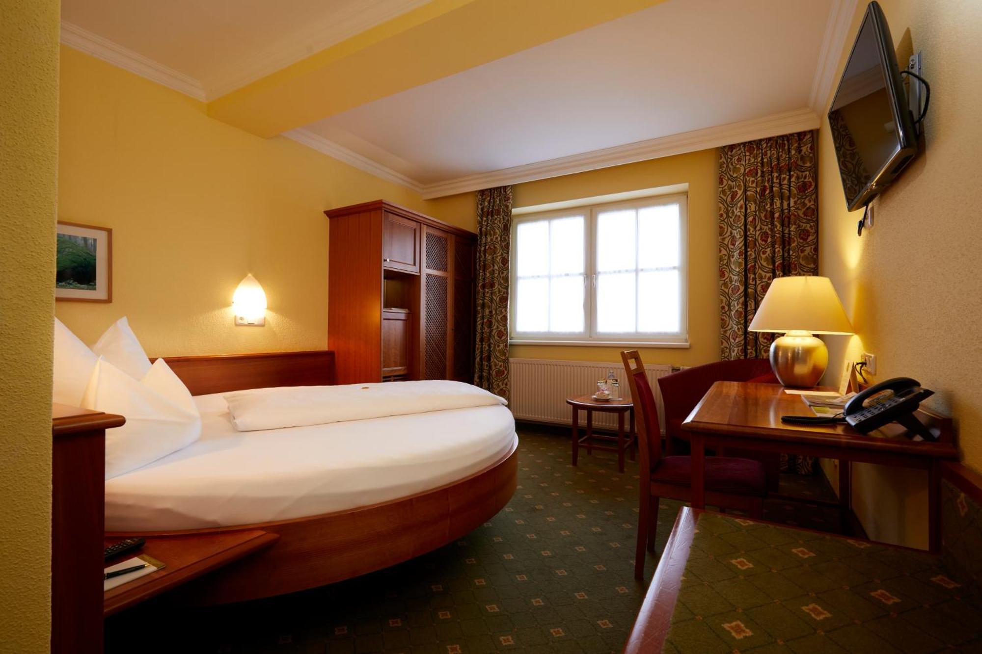 Hotel & Restaurant Stern غموند الغرفة الصورة