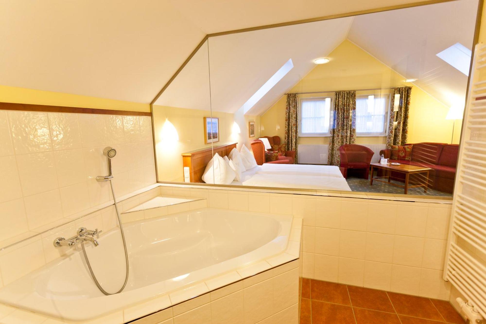 Hotel & Restaurant Stern غموند الغرفة الصورة